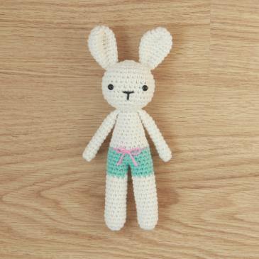 Free Bunny Pants Crochet Amigurumi Pattern - Little Bear Crochets