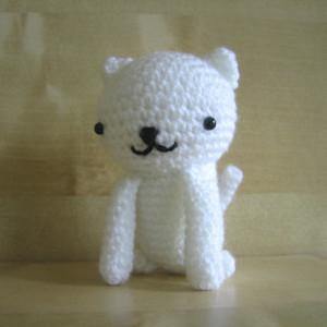 Free Sitting Cat Amigurumi Crochet Pattern