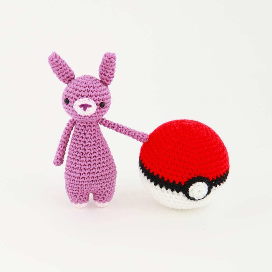 Pokeball PDF Amigurumi Crochet Pattern